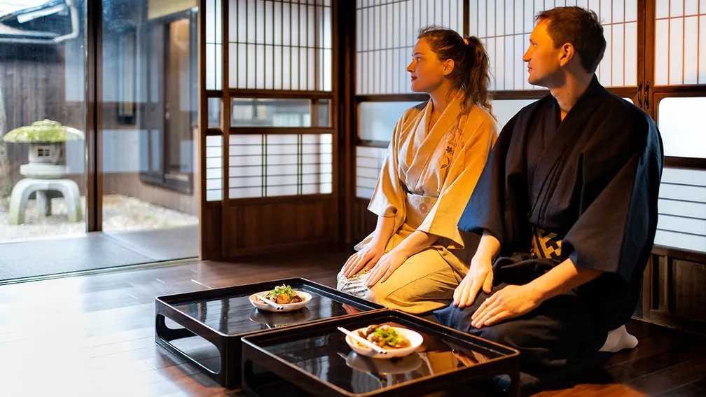 Mặc yukata trải nghiệm văn hóa Nhật Bản truyền thống ở lữ quán yukata